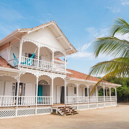 Hotel Agua Azul Beach Resort Hatillo Экстерьер фото